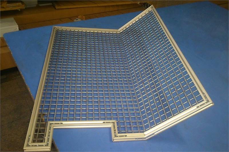 S8-10 Jungimo elementas 40x40 90°