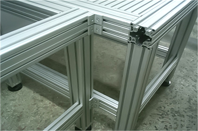 S10 Kampinė jungtis lygi 45x45, rinkinys