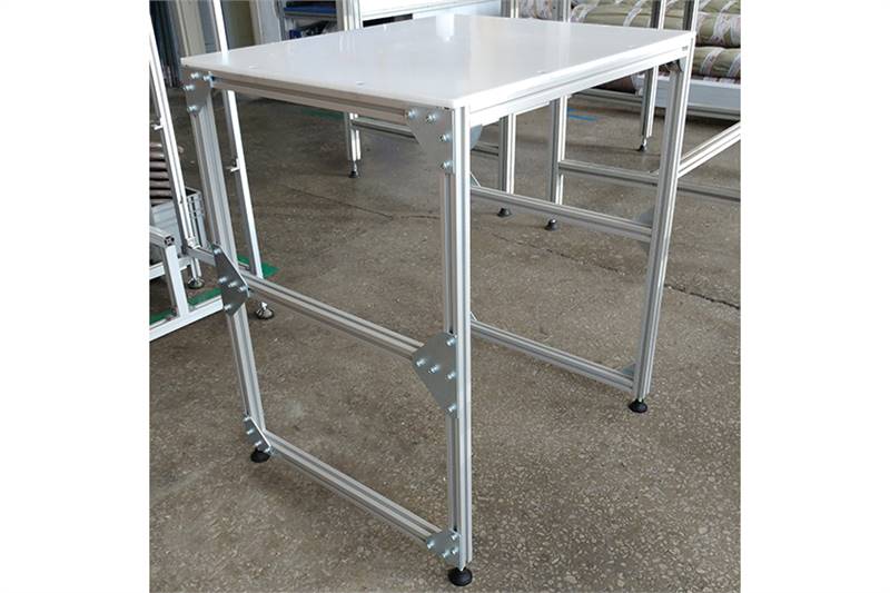 3 krypčių jungties plokštė 45x90 S10