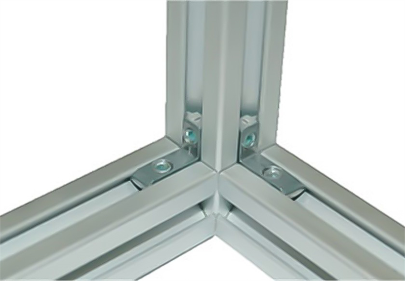 S6 Kampinė jungtis paslepiama 20x20