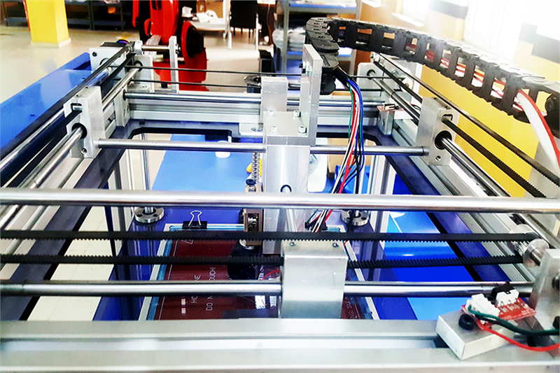 Indukciniu būdu grūdinti velenai - chromuoti - GCR15 2m.